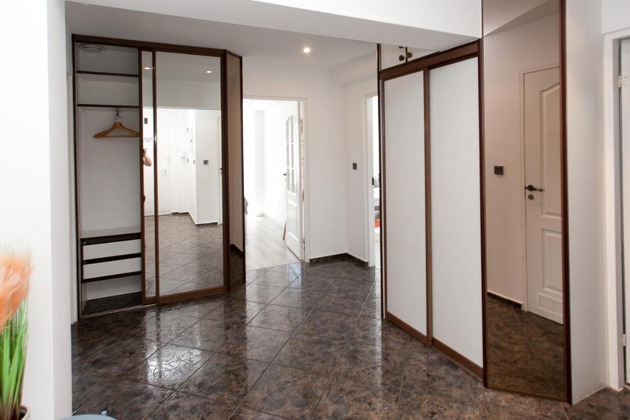 Uroczy Apartament Rzeczna Kołobrzeg Exteriör bild